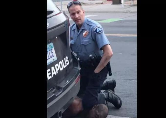 Justiça determina fiança de R$ 4,8 milhões para policial acusado de matar Floyd