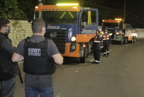 Mais de 20 motoristas são flagrados dirigindo bêbados em Manaus