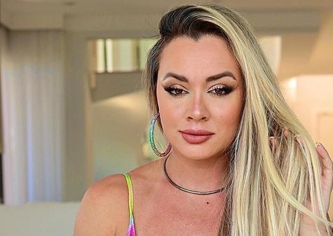 De shortinho, Juju Salimeni impressiona fãs ao exibir pernões