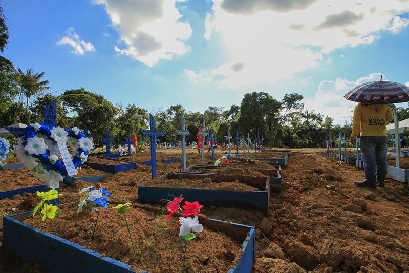 Cemitérios de Manaus registram menos de 40 enterros na segunda-feira