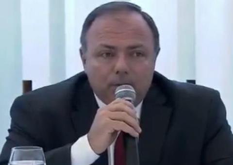 Pazuello vira piada na web após gafe sobre Norte e Nordeste 