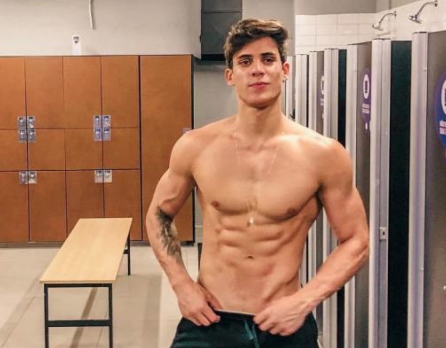 Homem afirma que pagou por noite com padrasto de Neymar: 'valeu cada centavo'