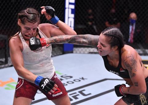 Após amassar rosto de rival, Amanda Nunes recebe suspensão médica de 180 dias