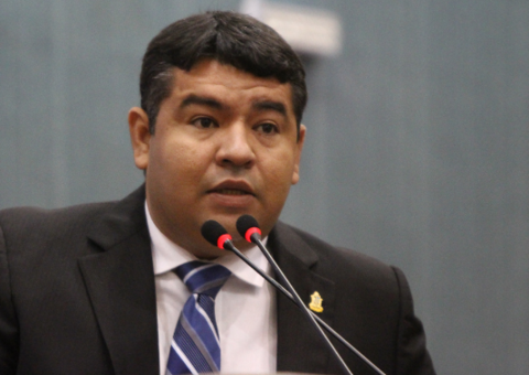 Wilson Lima nomeia vereador para assumir a Sejusc