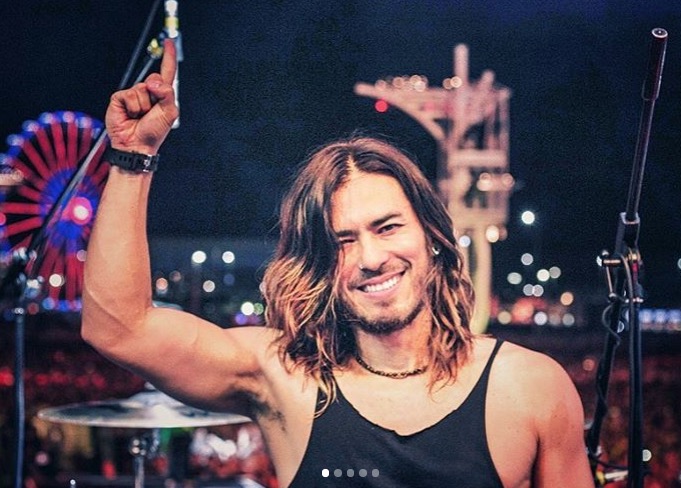 Japinha do CPM22 fala sobre conversa vazada com menor e cita Marcelo Camelo: ‘Não há crime’