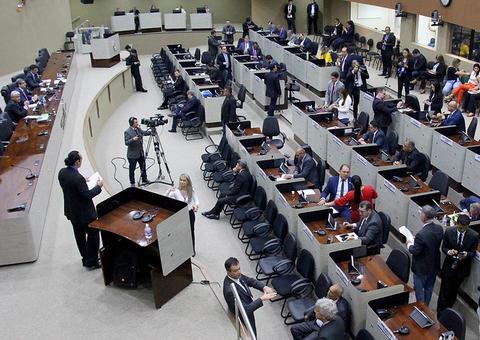Projeto que suspende recesso parlamentar avança na Câmara Municipal de Manaus