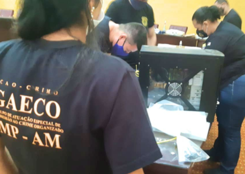 Material apreendido vai reforçar investigações sobre compra de respiradores no Amazonas