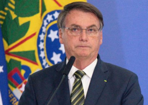Bolsonaro se solidariza com repórteres da Globo e repudia violência contra jornalistas