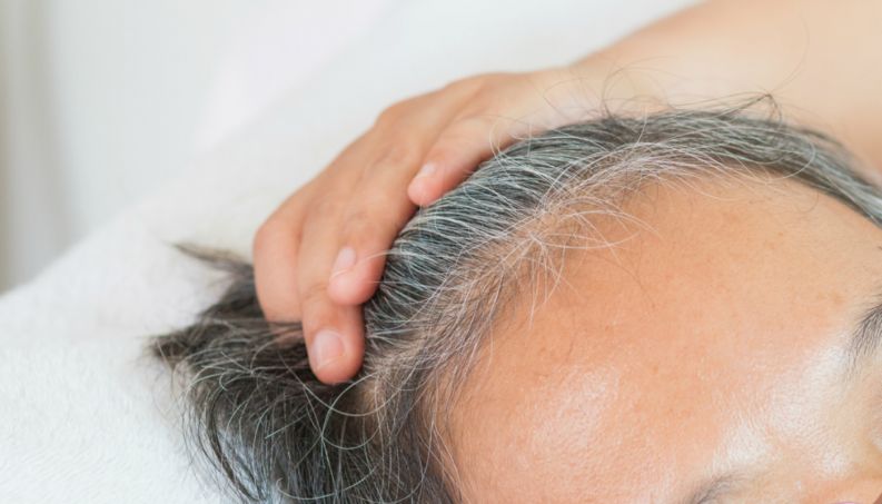 Café e canela podem dar um ´jeitinho´nos fios brancos; saiba mais