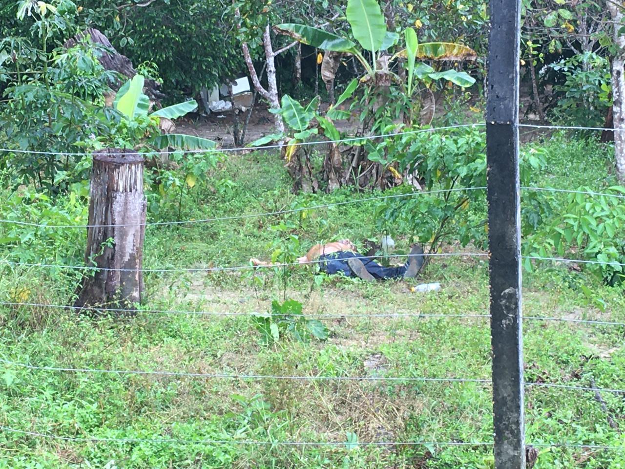 Após bebedeira, homem é achado morto atrás de igreja em construção em Manaus