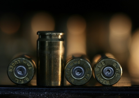 Justiça suspende portaria que aumenta limite de compra de munição