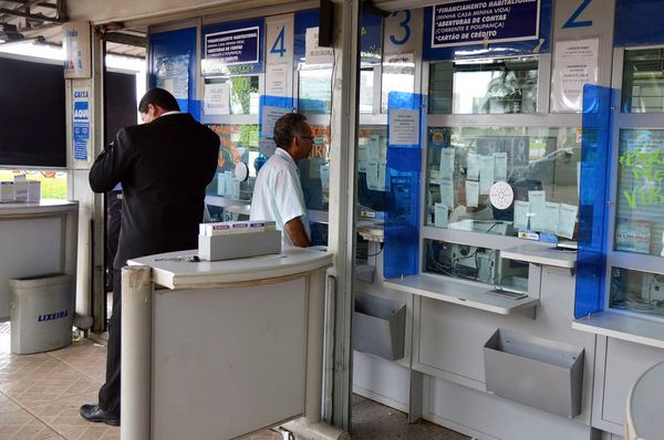 Veja qual grupo poderá sacar auxílio emergencial nesta sexta-feira