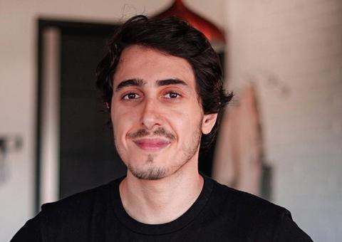 Felipe Castanhari e repórter do BBB assumem namoro: 'fico até sem ar'