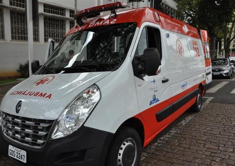 Criminosos sequestram motorista e roubam desfibrilador e cilindro de oxigênio de ambulância