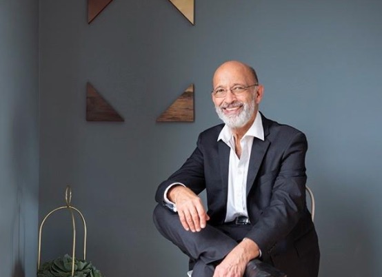 Violência contra pessoa idosa é tema de debate virtual no Sesc