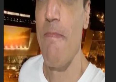 Leo Dias posta foto com livro de Anitta e revela que vai ‘sumir do mapa’