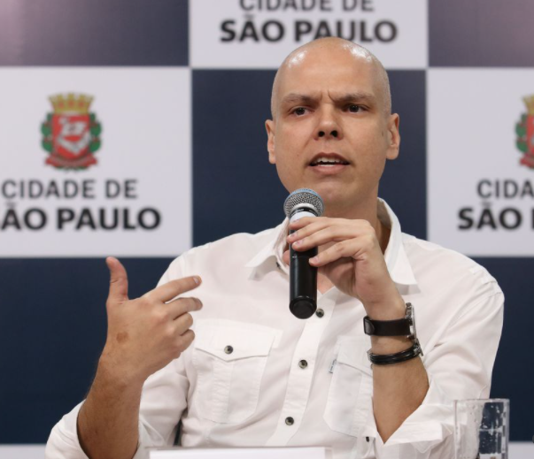 Com câncer, prefeito de São Paulo testa positivo para Covid-19