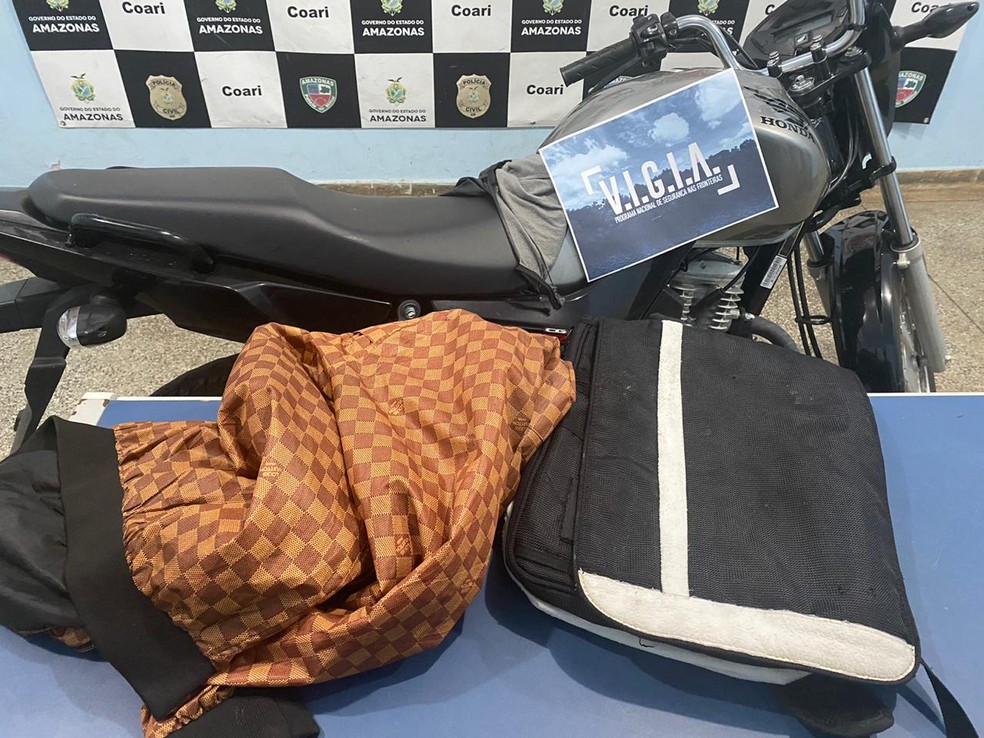 Suspeito de matar professor a facadas no Amazonas é preso  