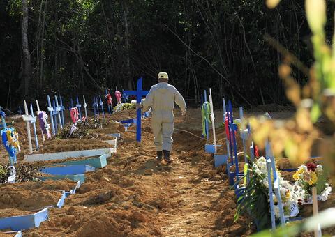 Manaus registra menor número de enterros em apenas um dia durante pandemia