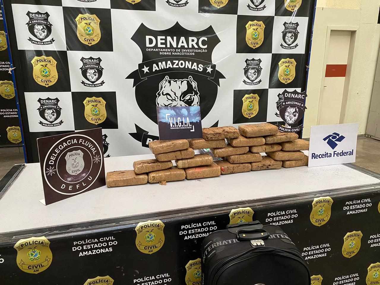 Mulher é presa transportando drogas do interior do Amazonas para Manaus 