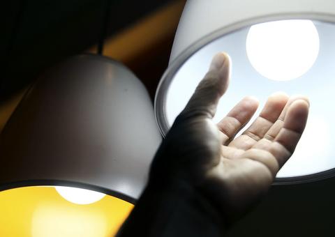 Proibição de corte de energia elétrica é prorrogada pela Aneel