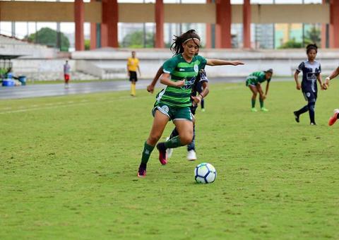 Time feminino do Iranduba busca meios para fugir de crise financeira