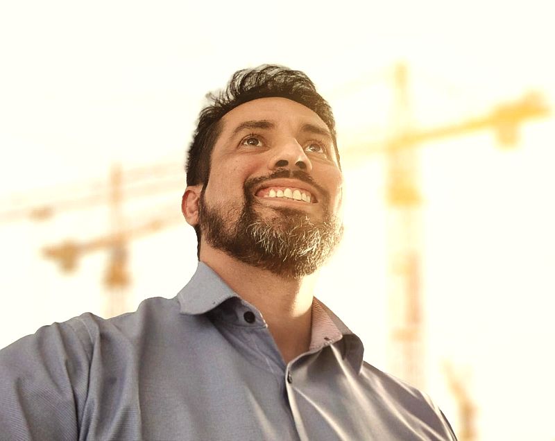 Jack Serafim ensina sobre democracia em nova temporada de vídeos no Youtube