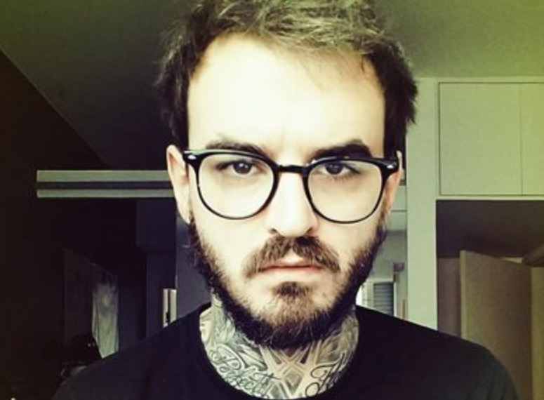 PC Siqueira deleta canal do YouTube em meio a acusação de pedofilia 