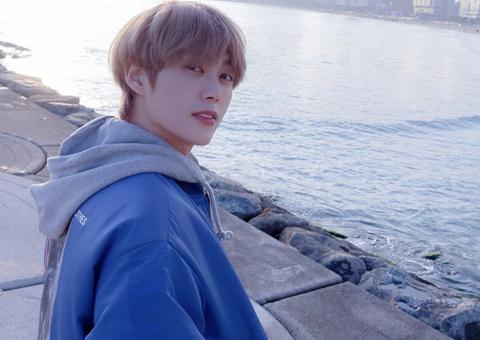 Cantor de grupo k-pop é encontrado morto aos 28 anos 