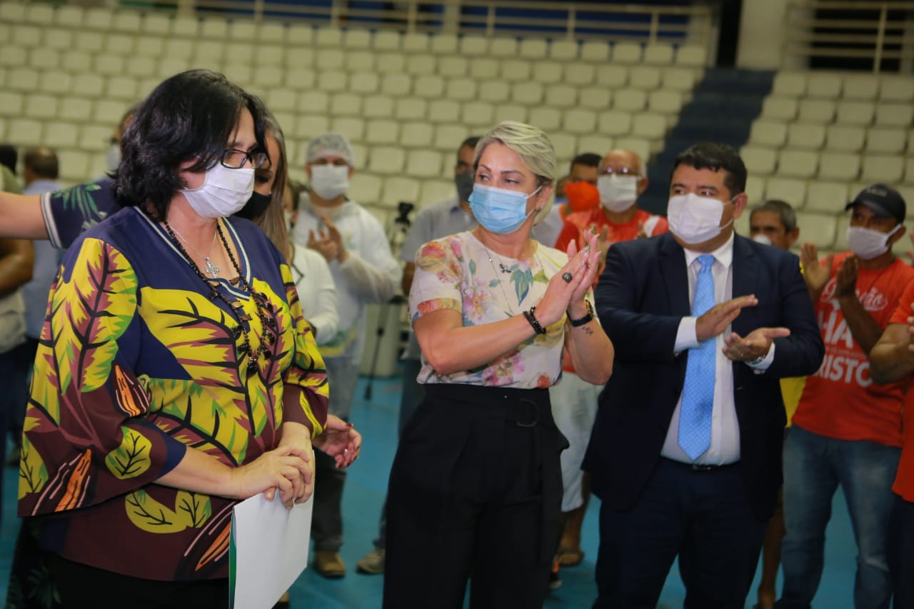 Damares anuncia R$ 10 milhões para construção da Casa da Mulher Brasileira no Amazonas