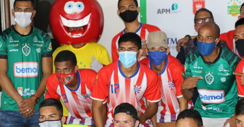 Manaus FC incentiva participação na campanha “Nosso Sangue Verde e Amarelo”