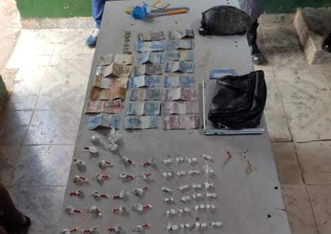 Casal é preso vendendo drogas no Amazonas 