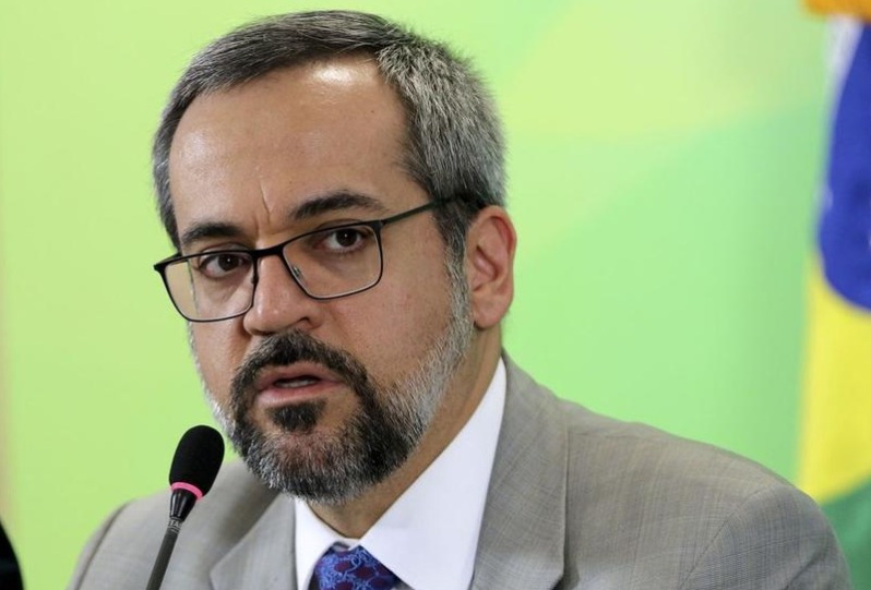 Weintraub deve pedir demissão do Ministério da Educação nesta quinta-feira