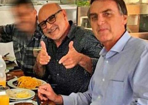 Fabrício Queiroz, amigo de Bolsonaro, é preso