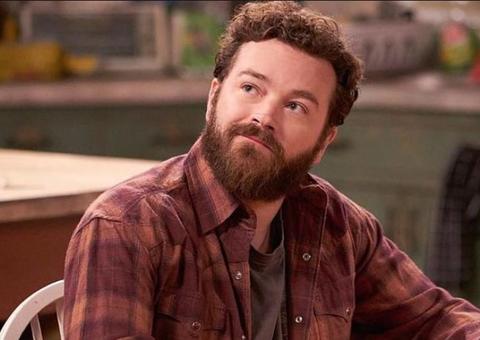 Ator Danny Masterson é acusado de estuprar de três mulheres 