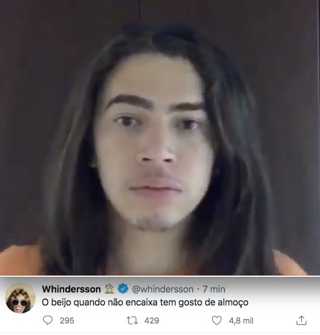 Whindersson Nunes comenta sobre beijo na boca e intriga seguidores 