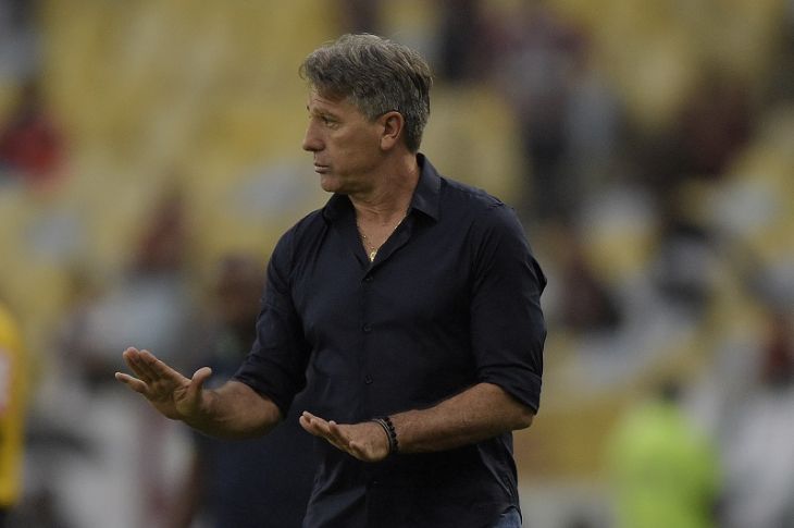 Leo dias faz confissão sobre masturbação e Renato Gaúcho