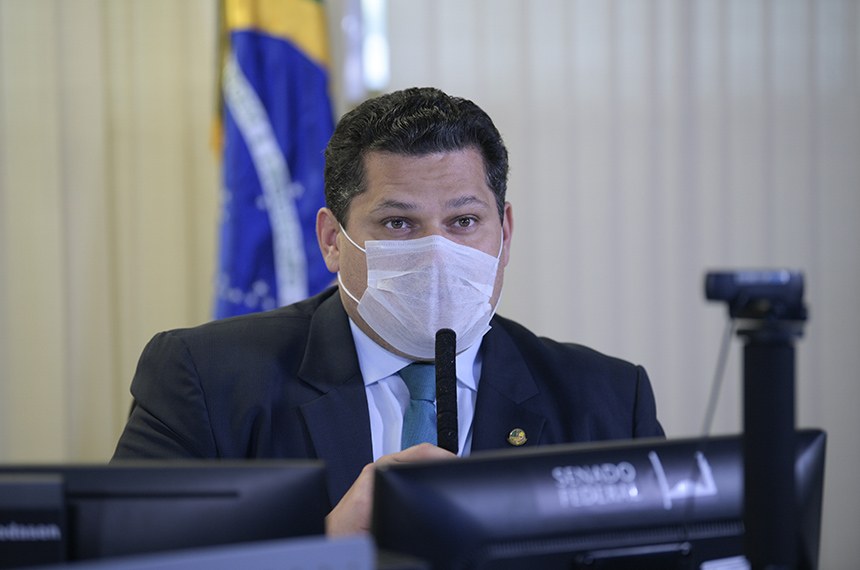 Senado vota na próxima terça-feira proposta que adia eleições deste ano