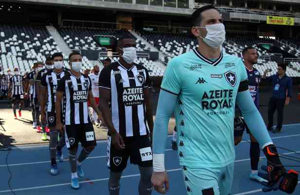 Fluminense e Botafogo entram com ação no STJD, que tenta acordo junto à Ferj