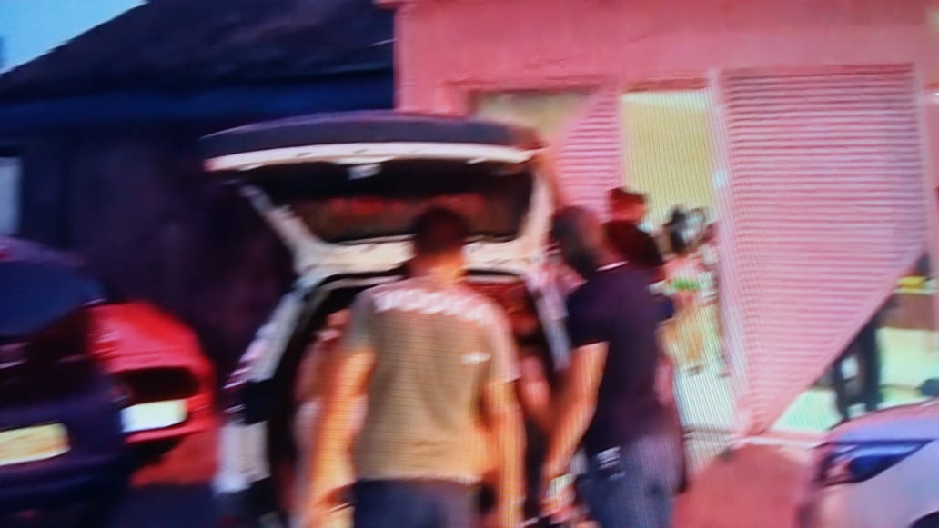 Casa de prostituição com menores é fechada e clientes são presos em Manaus