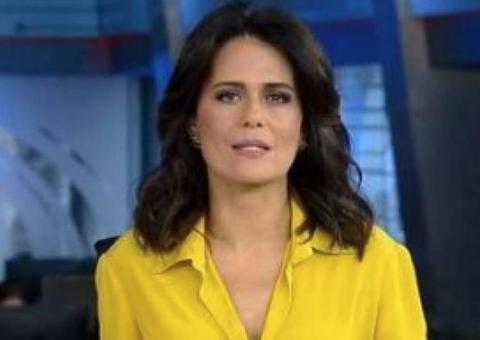 Jornal da Record dispensa Adriana Araújo após âncora criticar emissora 