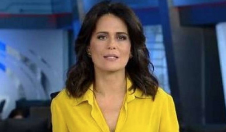 Jornal da Record dispensa Adriana Araújo após âncora criticar emissora 