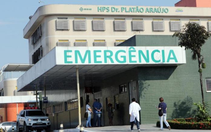 Homem é esfaqueado ao tentar intervir em confusão em Manaus