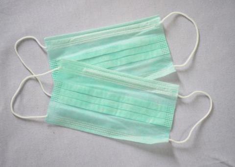 Cliente é morto a tiros e gerente fica ferido após confusão por máscara em supermercado