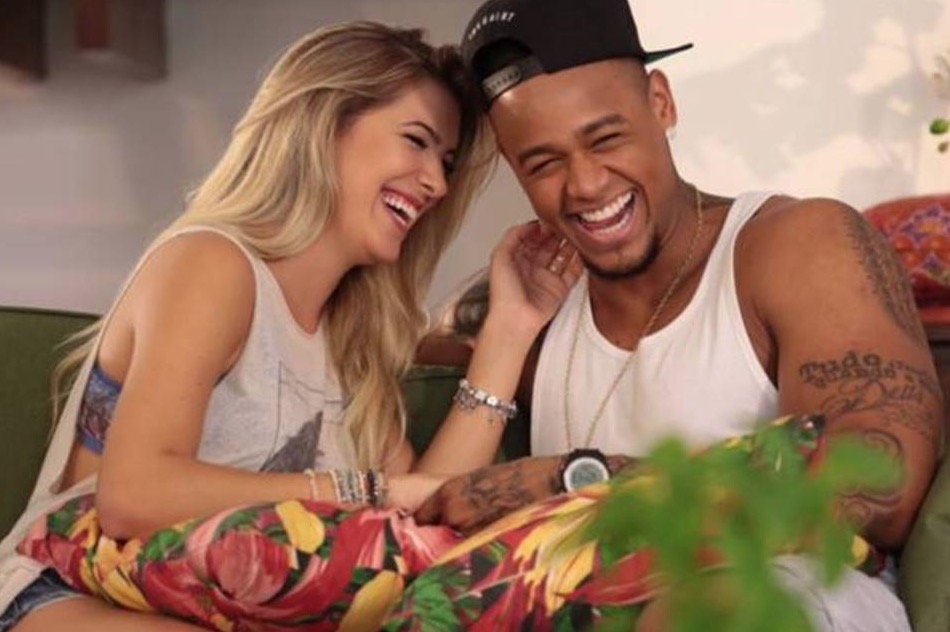 Leo Santana e Lore Improta confirmam casamento após a pandemia