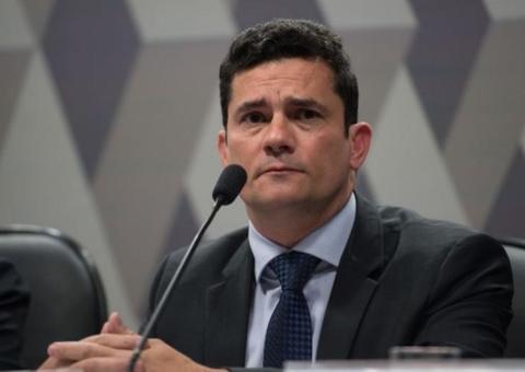 ‘Já tivemos Ministro da Saúde’, diz Moro sobre 50 mil mortes por coronavírus