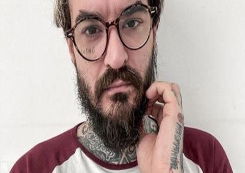 Acusado de pedofilia, PC Siqueira afirma volta ao YouTube e dispara: ‘o que é seu ta guardado’