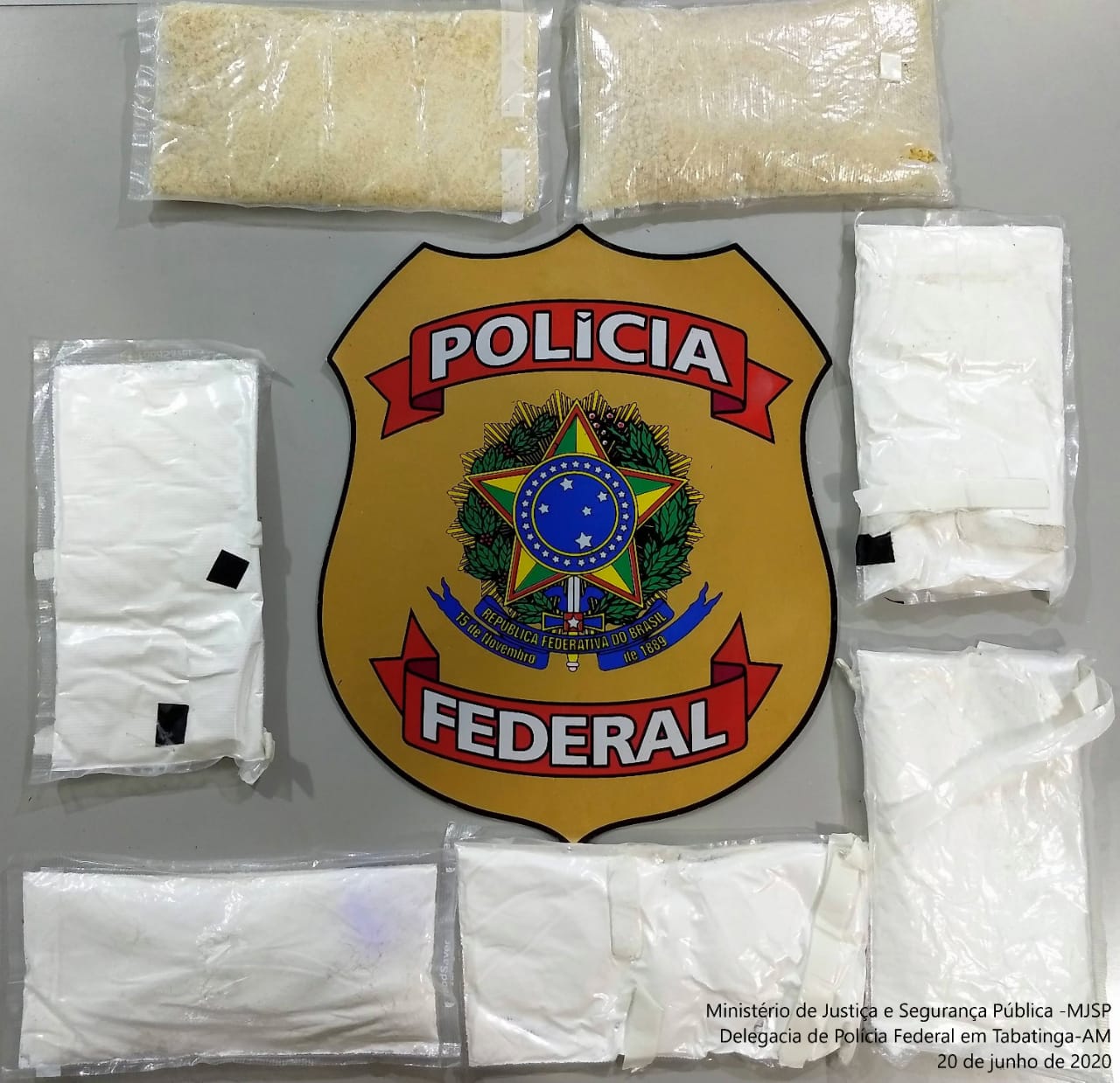 Homem é preso com cocaína amarrada ao corpo em porto no Amazonas 