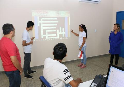 Pesquisa identifica competências digitais de professores no Amazonas