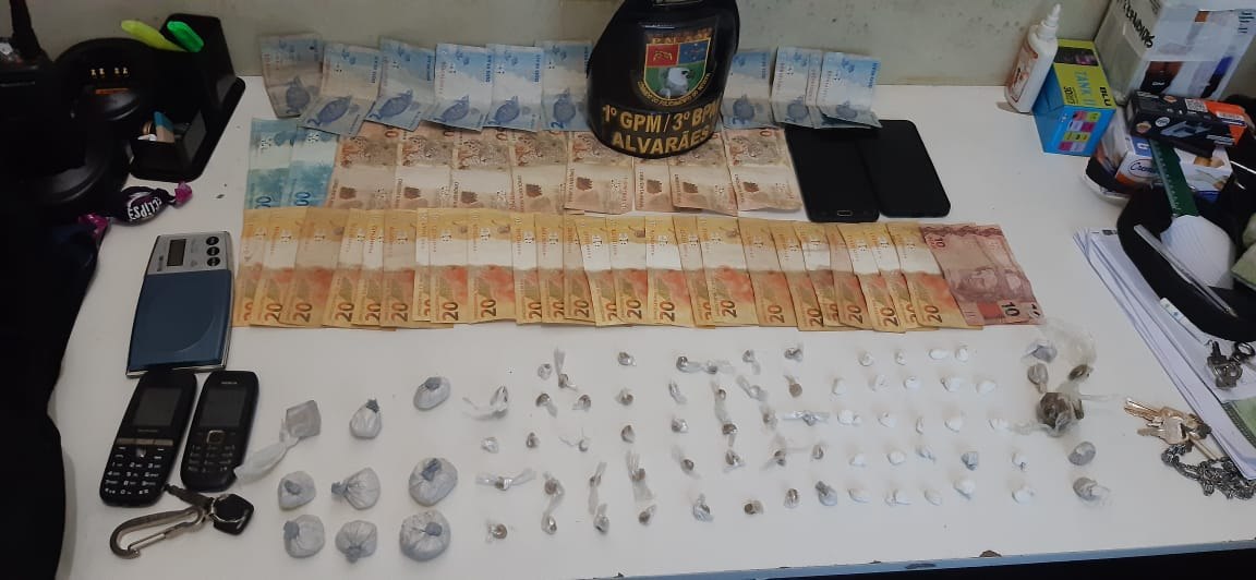 Grupo é detido vendendo drogas em residência no Amazonas 